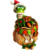 Копилка "Змейка с мешком подарков" 7,5х6х11см акрил/полистоун 716748/SGZ022