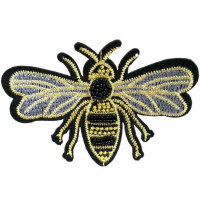 Термоаппликация с вышивкой и стразами "Пчела" 7х5см бежевая/золото Y8026-18