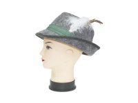 Шляпа карн. с пером, сер.Y1824-14