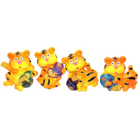 Магнит Тигр с монетками 6х4см 4 вида B801