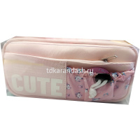 Пенал "Cute" 21х10,5х6см, прямоугольный, 1 отделение, 2 кармана, текстиль, со значком, 3 цвета от магазина "Карандаш"