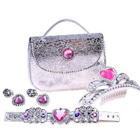 Набор "Маленькая принцесса" 24х18,5см, пластик (сумка, диадема, украшения) B1590832 от магазина "Карандаш"