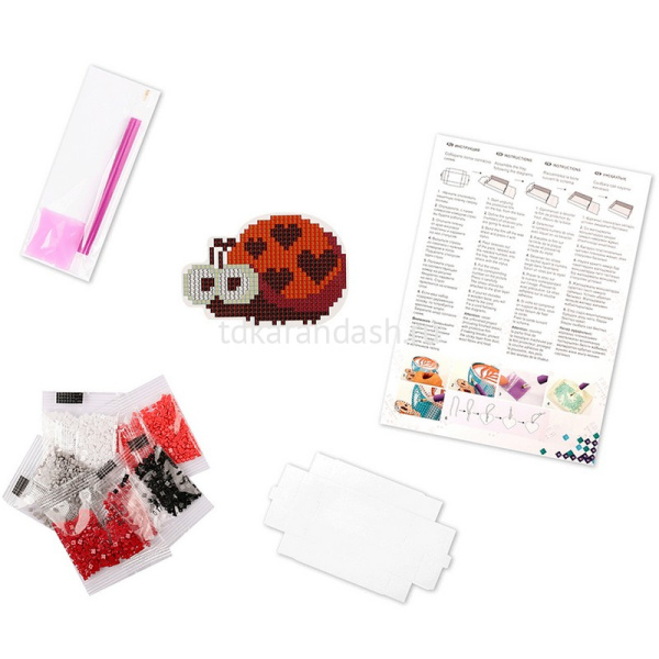 Набор мозаики "Магнит. Божья коровка" 8,5х6см (основа, стилус, воск.подушка, стразы, лоток) ALVM-013 от магазина "Карандаш"