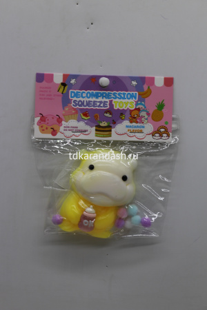 Игрушка-антистресс сквиш "Зверята" 8х5см с помпонами, 4 цвета FX5744 от магазина "Карандаш"