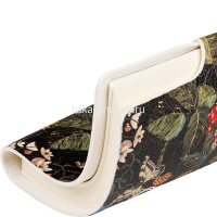 Ежедневник недатированный B6 "Flora. Лесные ягоды" 272стр., искусственная кожа, магнитная застежка от магазина "Карандаш"