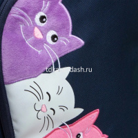 Рюкзак 38х28х18см, 500гр, 2 отделения, 2 кармана, синий, с брелком "Котята" RG-463-6/1 от магазина "Карандаш"