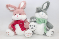 Заяц с шарфом 23см 5 цветов WT2576 от магазина "Карандаш"
