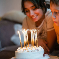 Свечи д/торта 12шт. 15см с подсвечниками White&Gold Металлик 6075800 от магазина "Карандаш"