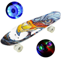 Скейтборд 65х17см, пластик, 4 колеса PU d=5,8см светятся, с ручкой U035602Y от магазина "Карандаш"