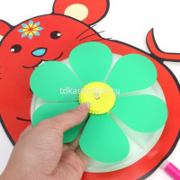 Ветрячок 1 вертушка на светодиодной палочке, диаметр 15см, длина 66см, 3 вида 2039-402 от магазина "Карандаш"