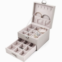 Шкатулка 16х16х12см кожзам серая Y10608-24 от магазина "Карандаш"