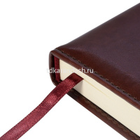 Ежедневник недатированный А5 "Prestige" 320стр., бордовый, искусственная кожа, магнитная застежка от магазина "Карандаш"