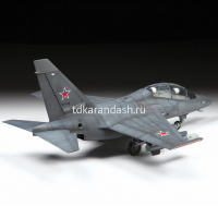 Модель "Легкий бомбардировщик Як-130" 30см 339 деталей 4818 от магазина "Карандаш"