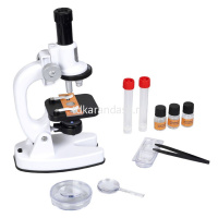 Микроскоп 42x10x28см пластик, с инструментами и подсветкой ВВ5656 от магазина "Карандаш"