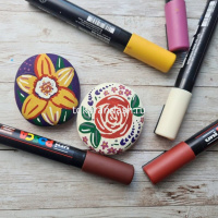 Набор маркеров перманентных "POSCA" яркие цвета, 6шт, пулевидный наконечник, толщина линии 2,5мм от магазина "Карандаш"