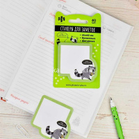 Клейкая закладка бумажная 64х62мм 60л "Енот" зеленая, фигурная 65169 от магазина "Карандаш"