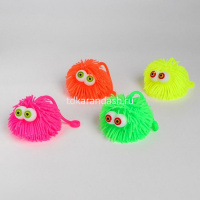 Мячик-волосатик "Глазастик" 6см пвх 4 цвета (свет) XF2337 от магазина "Карандаш"