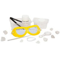 Набор опытов "Юный геолог. Мир кристаллов" 24х19х5см CS014/ВВ2028 от магазина "Карандаш"