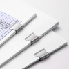 Клиппер-пистолет Deli NS085-C зажимы 16мм 8шт белый пластик от магазина "Карандаш"