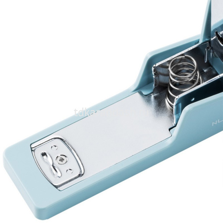 Степлер №24/6,26/6 20л "Nusign" глубина 45мм пластик голубой NS084-BL от магазина "Карандаш"